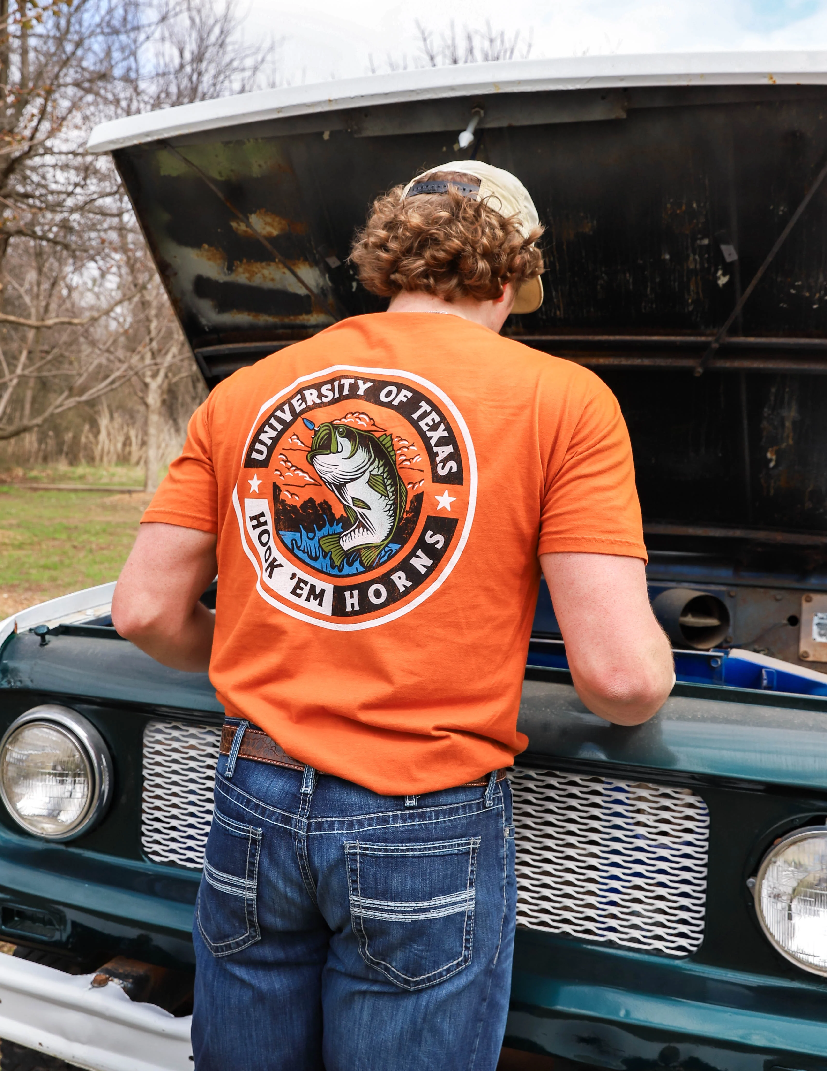 UT Round The Fish Short Sleeve - Image 3